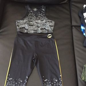Batman Women’s Workout Outfit